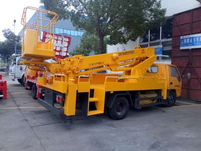 江铃18米伸缩臂式高空作业车 高效安全的空中作业解决方案